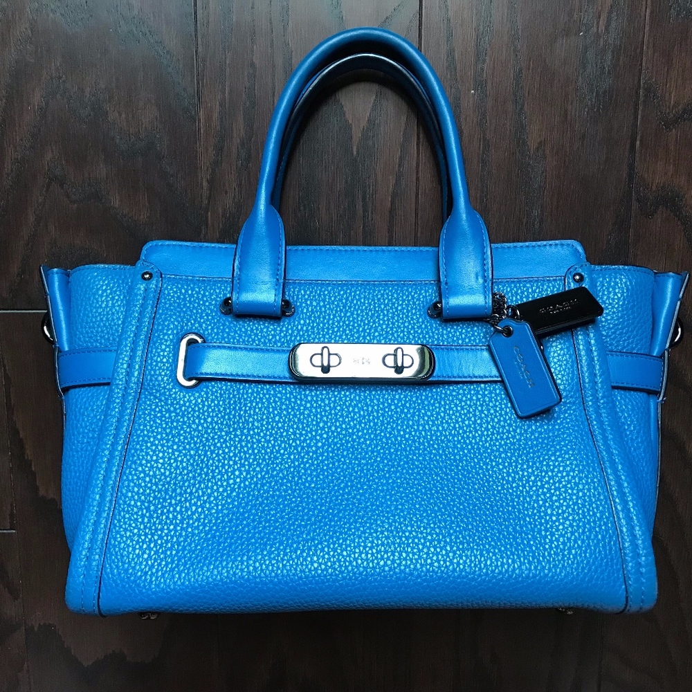Coach Handbag - Picture 2 of 7